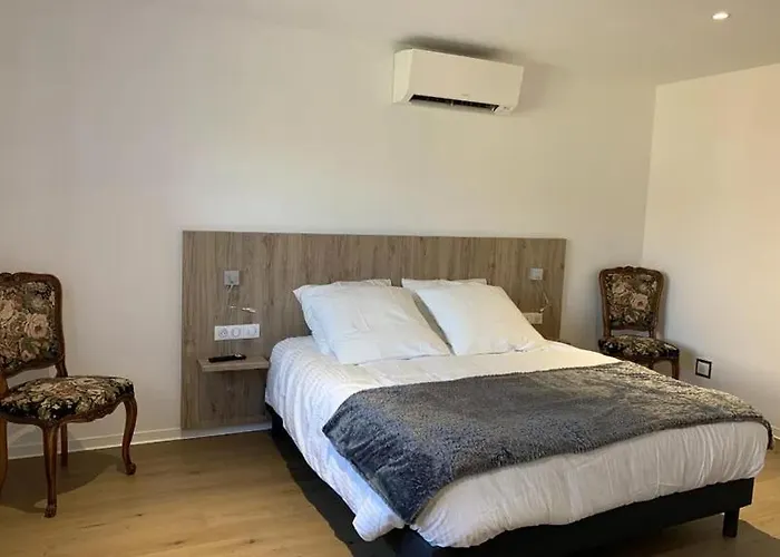 La Source Du Rey Avec Terrasse Et Jardin Apartmán *